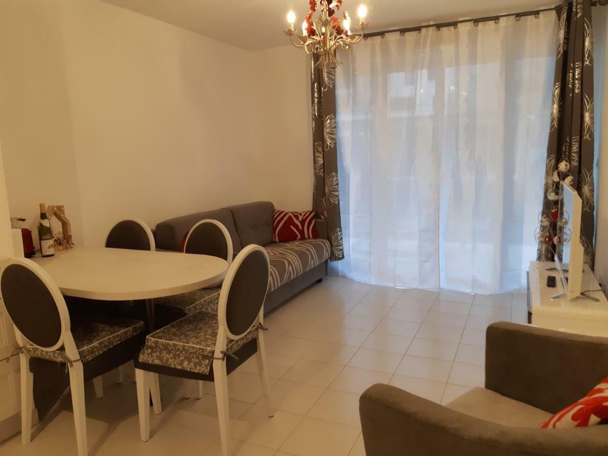 Le Carre Des Fleurs Apartment Strasbourg Ngoại thất bức ảnh